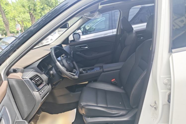 Used Nissan X-Trail 2021 VC-Turbo 300 CVT 2WD Luxury Edition Left Front Seat