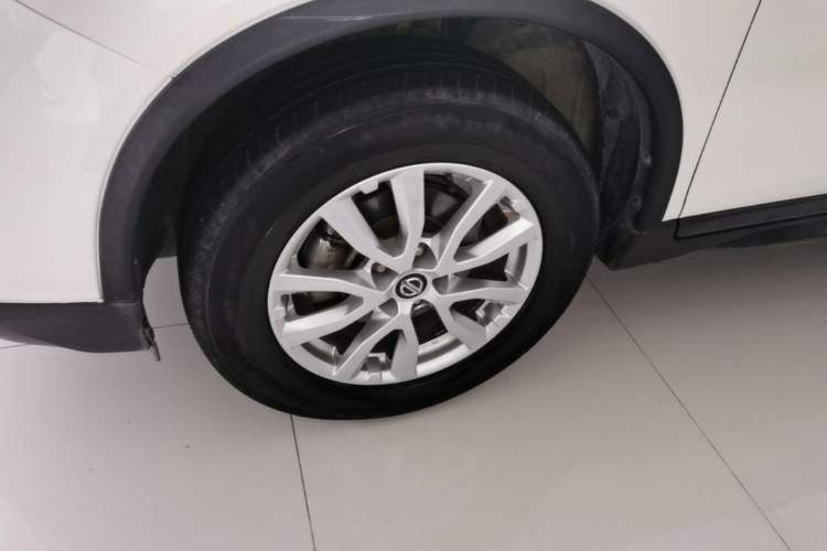 Used Nissan X-Trail 2021 2.0L CVT 2WD XL ITS SmartConnect Comfort Edition Left Front Wheel Hub