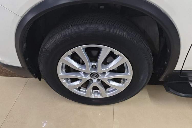 Used Nissan X-Trail 2021 2.0L CVT 2WD XL ITS Comfort Commemorative Edition Left Front Wheel Hub