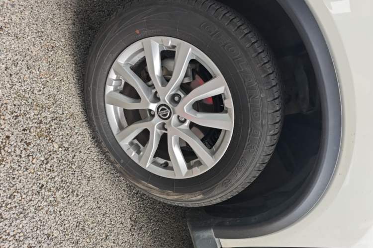 Used Nissan X-Trail 2021 2.0L CVT 2WD XL ITS Comfort Commemorative Edition Left Front Wheel Hub