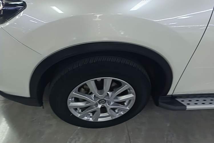 Used Nissan X-Trail 2021 2.0L CVT 2WD XL ITS SmartConnect Comfort Edition Left Front Wheel Hub