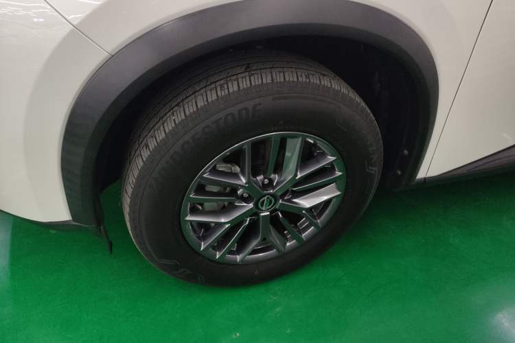 Used Nissan X-Trail 2021 VC-Turbo 300 CVT 2WD Luxury Edition Left Front Wheel Hub