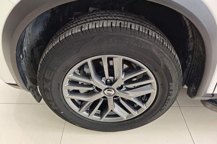 Used Nissan X-Trail 2021 VC-Turbo 300 CVT 2WD Luxury Edition Left Front Wheel Hub