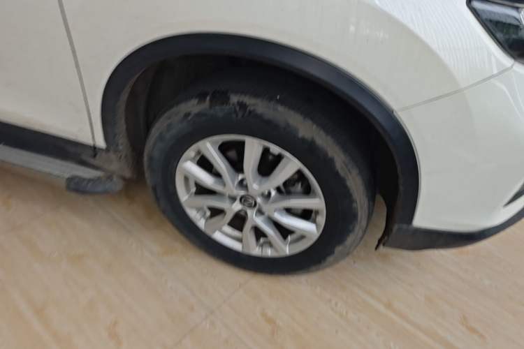 Used Nissan X-Trail 2021 2.0L CVT 2WD XL ITS SmartConnect Comfort Edition Left Front Wheel Hub