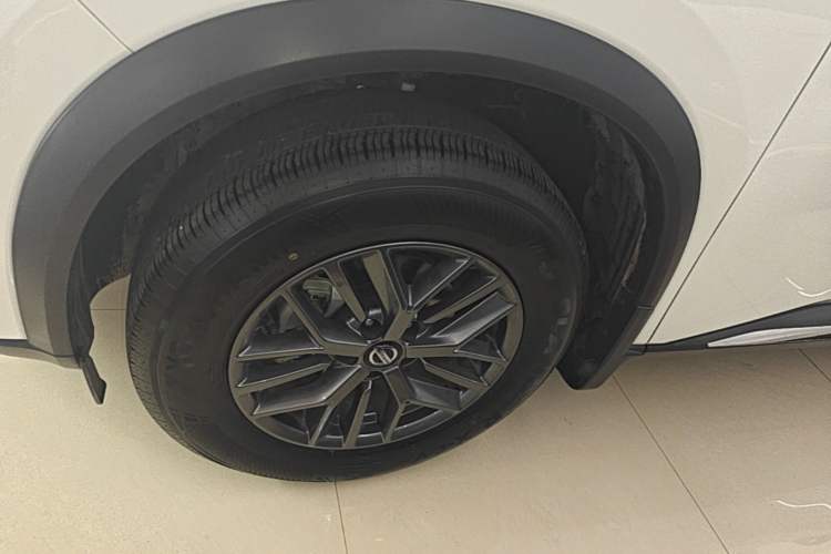 Used Nissan X-Trail 2021 VC-Turbo 300 CVT 2WD Luxury Edition Left Front Wheel Hub