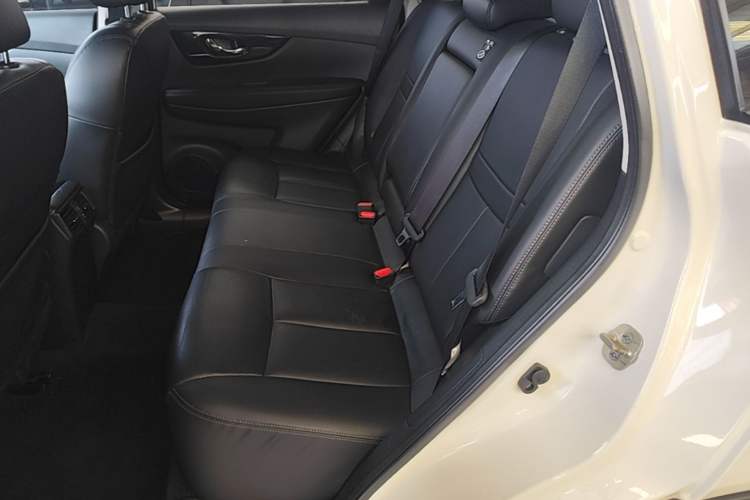 Used Nissan X-Trail 2021 2.0L CVT 2WD XL Premium SmartConnect Deluxe Edition Left Rear Seat