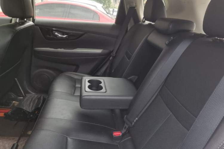 Used Nissan X-Trail 2021 2.0L CVT 2WD XL ITS Comfort Commemorative Edition Left Rear Seat
