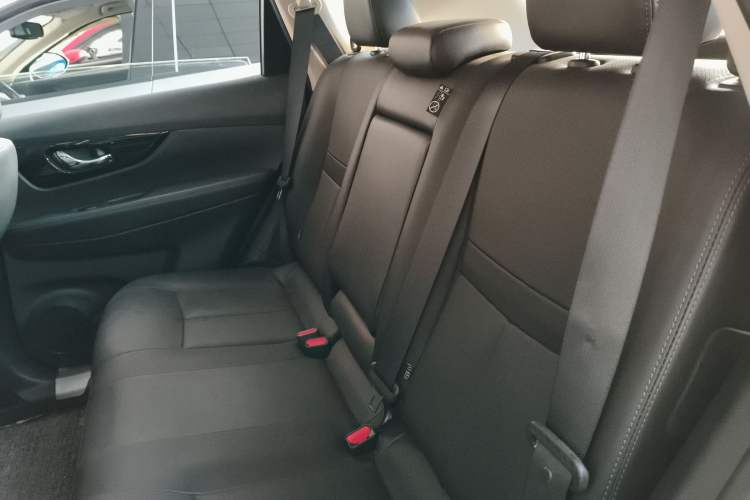 Used Nissan X-Trail 2021 2.0L CVT 2WD XL ITS Comfort Commemorative Edition Left Rear Seat