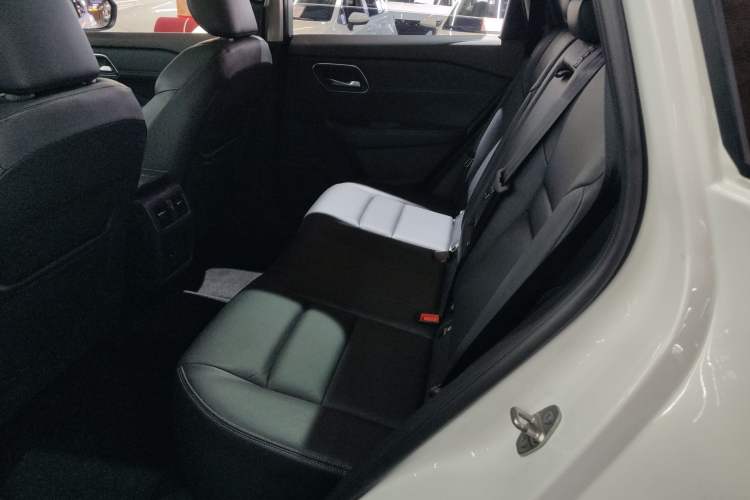Used Nissan X-Trail 2021 VC-Turbo 300 CVT 2WD Luxury Edition Left Rear Seat
