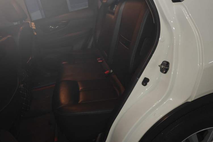 Used Nissan X-Trail 2021 2.0L CVT 2WD XL ITS Comfort Commemorative Edition Left Rear Seat