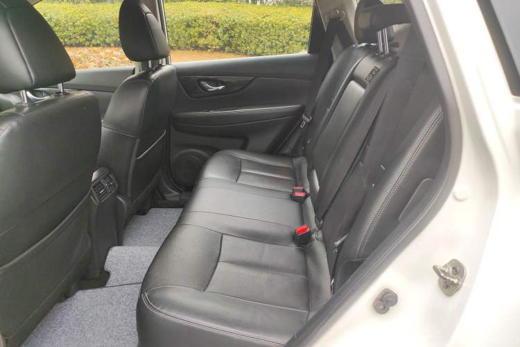Used Nissan X-Trail 2021 2.5L CVT 4WD XL SmartConnect Leading Edition Left Rear Seat