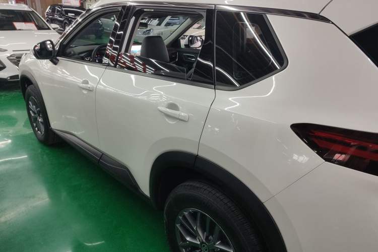 Used Nissan X-Trail 2021 VC-Turbo 300 CVT 2WD Luxury Edition Left Side