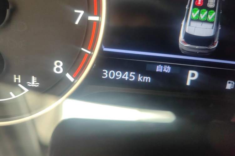 Used Nissan X-Trail 2021 VC-Turbo 300 CVT 4WD Luxury Edition Odometer Close Up
