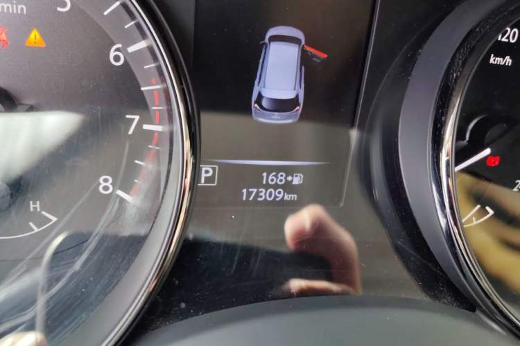Used Nissan X-Trail 2021 2.0L CVT 2WD XL ITS Comfort Commemorative Edition Odometer Close Up