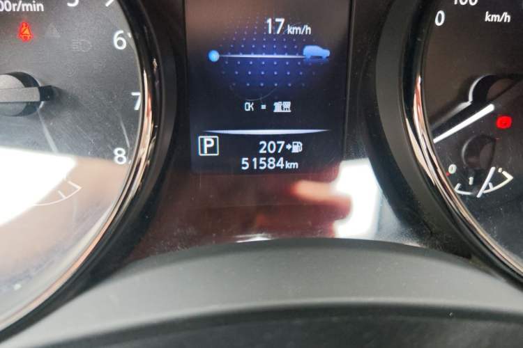 Used Nissan X-Trail 2021 2.5L CVT 4WD XL ITS Luxury Navigation Edition Odometer Close Up