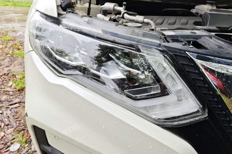 Used Nissan X-Trail 2021 2.0L CVT 2WD XL Premium Commemorative Edition Right Front Headlight
