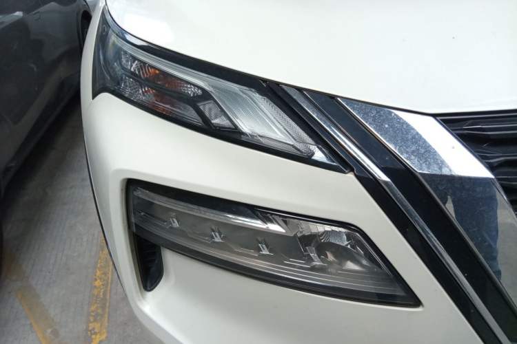 Used Nissan X-Trail 2021 VC-Turbo 300 CVT 2WD Luxury Edition Right Front Headlight