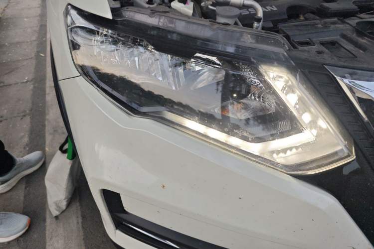 Used Nissan X-Trail 2021 2.0L CVT 2WD XL ITS Comfort Commemorative Edition Right Front Headlight