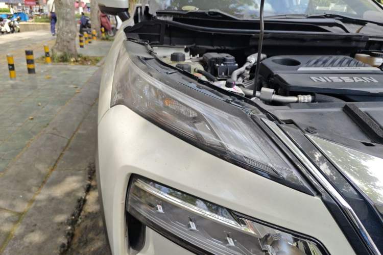 Used Nissan X-Trail 2021 VC-Turbo 300 CVT 2WD Luxury Edition Right Front Headlight