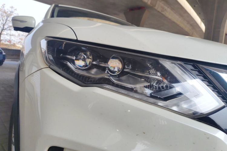 Used Nissan X-Trail 2021 2.0L CVT 2WD XL Premium Commemorative Edition Right Front Headlight