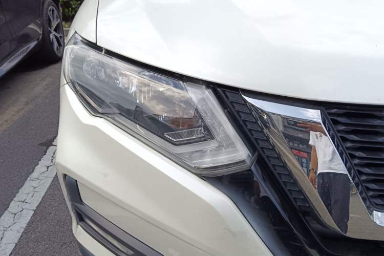 Used Nissan X-Trail 2021 2.0L CVT 2WD XL ITS SmartConnect Comfort Edition Right Front Headlight
