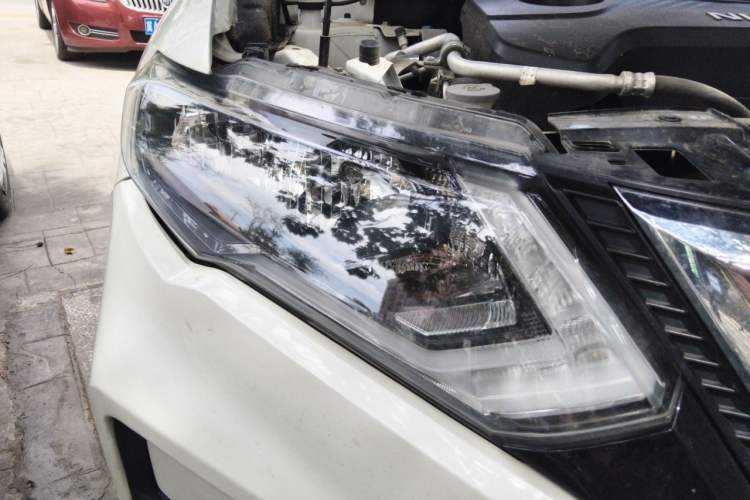 Used Nissan X-Trail 2021 2.5L CVT 4WD XL SmartConnect Leading Edition Right Front Headlight