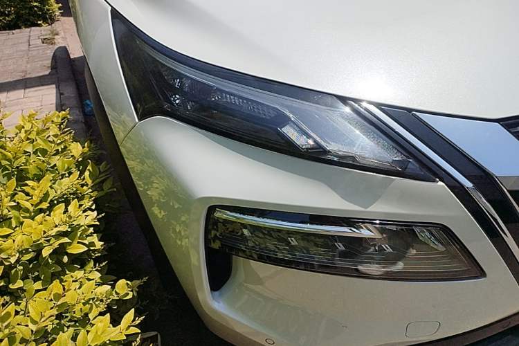 Used Nissan X-Trail 2021 VC-Turbo 300 CVT 2WD Luxury Edition Right Front Headlight