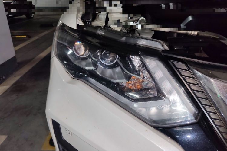 Used Nissan X-Trail 2021 2.5L CVT 4WD XL ITS Luxury Commemorative Edition Right Front Headlight