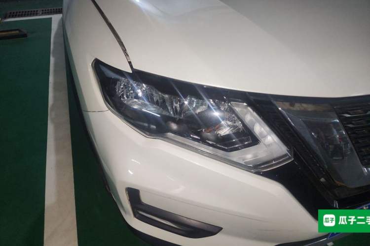 Used Nissan X-Trail 2021 2.0L CVT 2WD XL ITS SmartConnect Comfort Edition Right Front Headlight