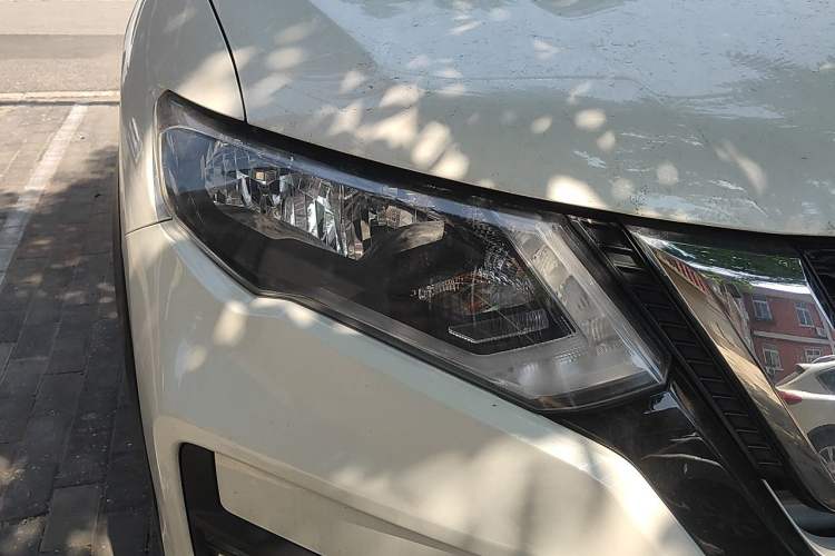 Used Nissan X-Trail 2021 2.0L CVT 2WD XL ITS SmartConnect Comfort Edition Right Front Headlight