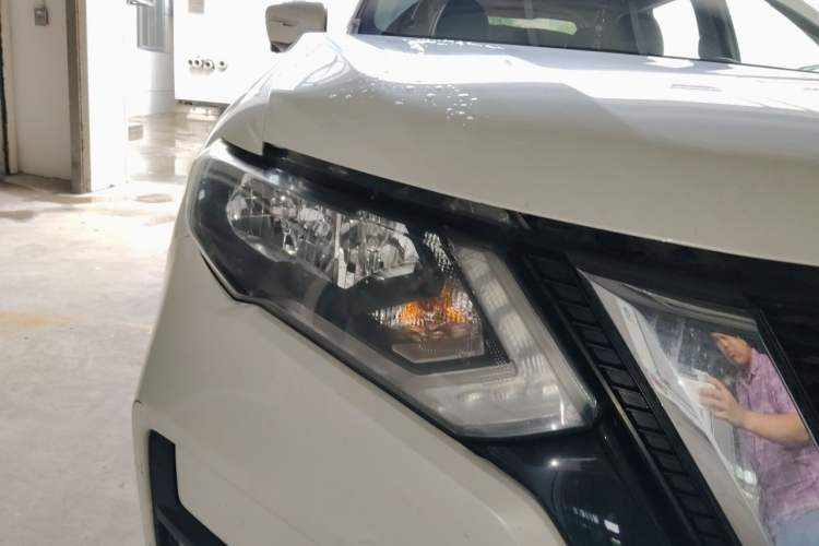 Used Nissan X-Trail 2021 2.0L CVT 2WD XL ITS Comfort Commemorative Edition Right Front Headlight