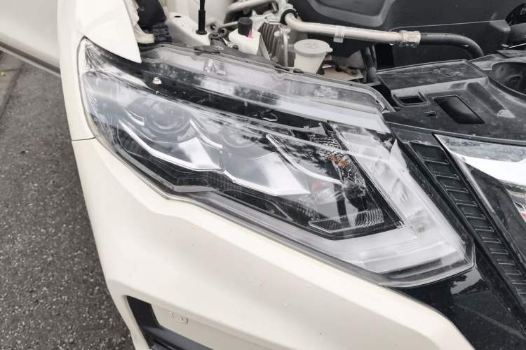 Used Nissan X-Trail 2021 2.5L CVT 4WD XL ITS Luxury Navigation Edition Right Front Headlight