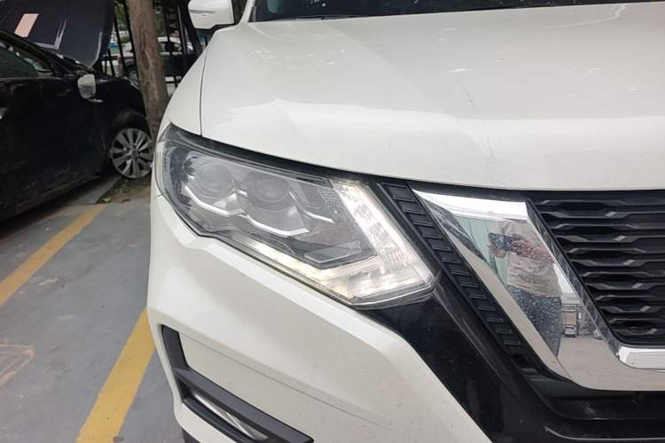 Used Nissan X-Trail 2021 2.0L CVT 2WD XL Premium Commemorative Edition Right Front Headlight