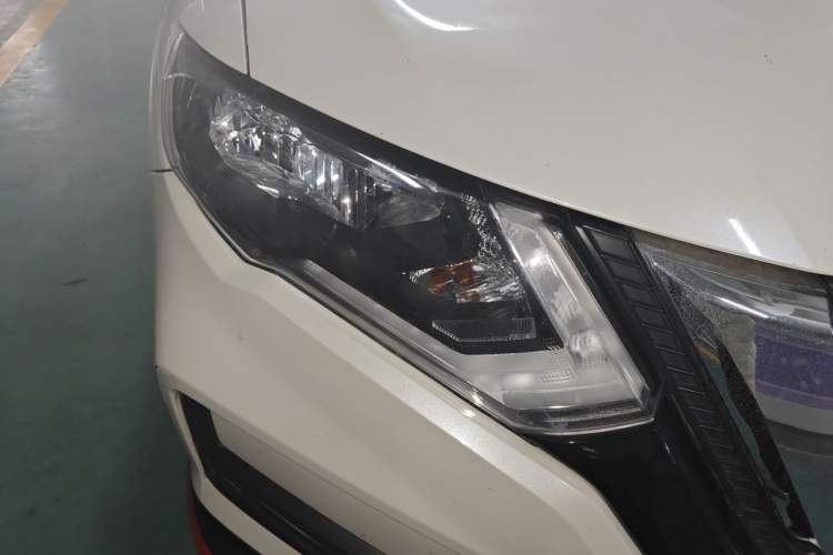 Used Nissan X-Trail 2021 2.0L CVT 2WD XL ITS Comfort Commemorative Edition Right Front Headlight