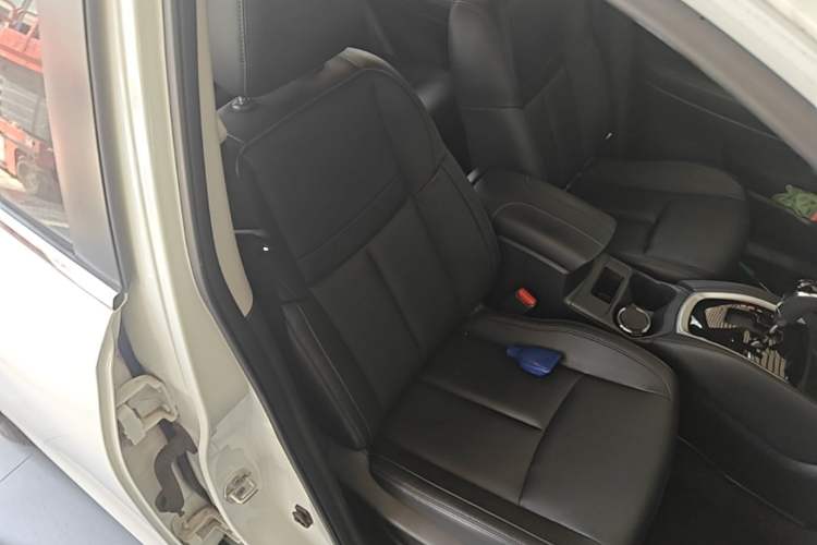Used Nissan X-Trail 2021 2.0L CVT 2WD XL Premium SmartConnect Deluxe Edition Right Front Seat
