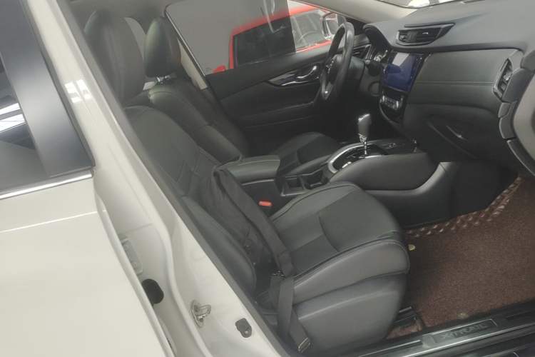 Used Nissan X-Trail 2021 2.0L CVT 2WD XL ITS SmartConnect Comfort Edition Right Front Seat