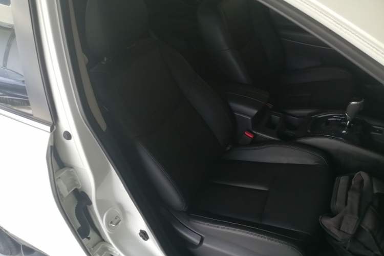 Used Nissan X-Trail 2021 2.0L CVT 2WD XL ITS SmartConnect Comfort Edition Right Front Seat