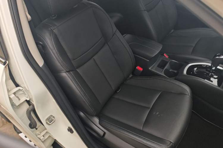 Used Nissan X-Trail 2021 2.0L CVT 2WD XL ITS SmartConnect Comfort Edition Right Front Seat