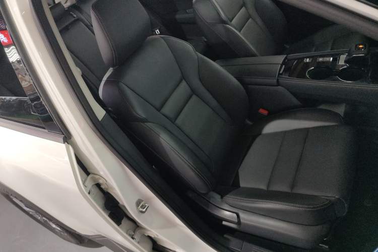 Used Nissan X-Trail 2021 VC-Turbo 300 CVT 2WD Luxury Edition Right Front Seat