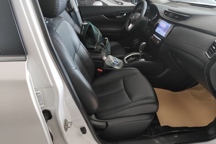 Used Nissan X-Trail 2021 2.0L CVT 2WD XL ITS SmartConnect Comfort Edition Right Front Seat