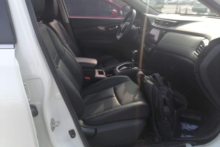 Used Nissan X-Trail 2021 2.0L CVT 2WD XL ITS Comfort Commemorative Edition Right Front Seat