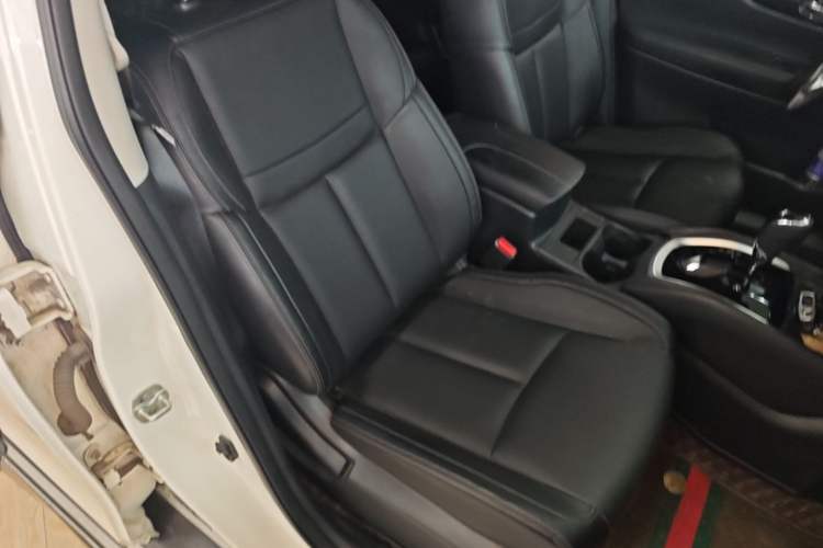 Used Nissan X-Trail 2021 2.0L CVT 2WD XL ITS SmartConnect Comfort Edition Right Front Seat