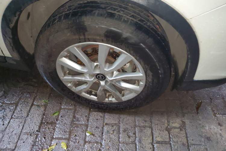 Used Nissan X-Trail 2021 2.0L CVT 2WD XL ITS SmartConnect Comfort Edition Right Front Wheel Hub