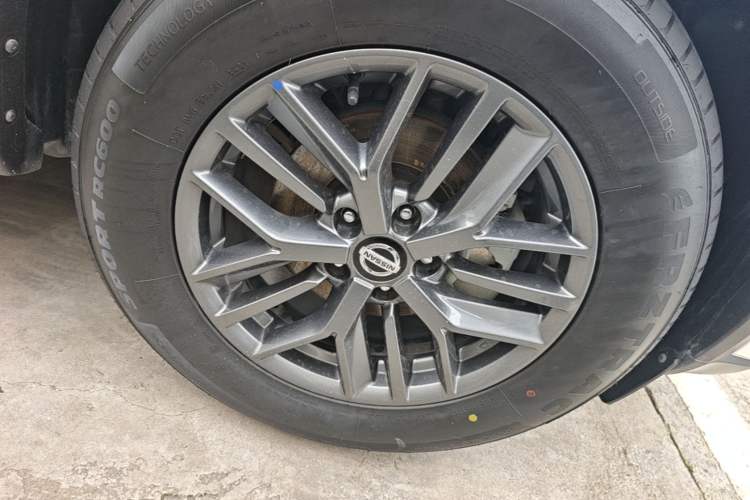 Used Nissan X-Trail 2021 VC-Turbo 300 CVT 2WD Luxury Edition Right Front Wheel Hub