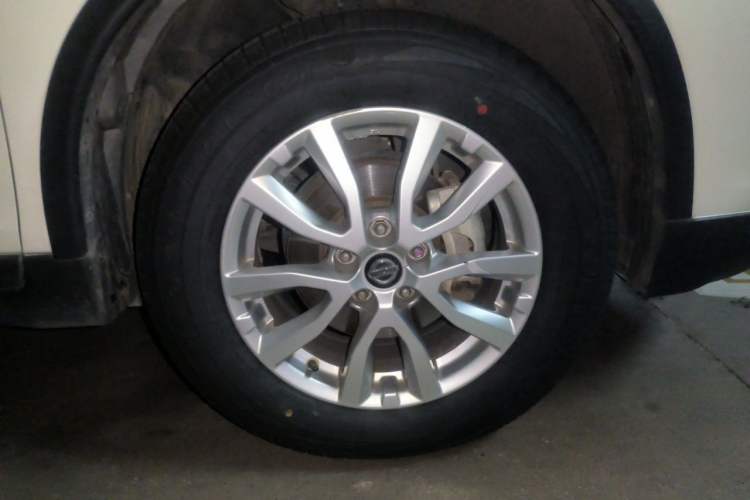Used Nissan X-Trail 2021 2.0L CVT 2WD XL ITS SmartConnect Comfort Edition Right Front Wheel Hub