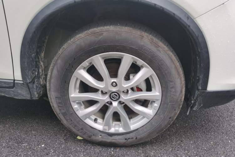 Used Nissan X-Trail 2021 2.0L CVT 2WD XL ITS SmartConnect Comfort Edition Right Front Wheel Hub