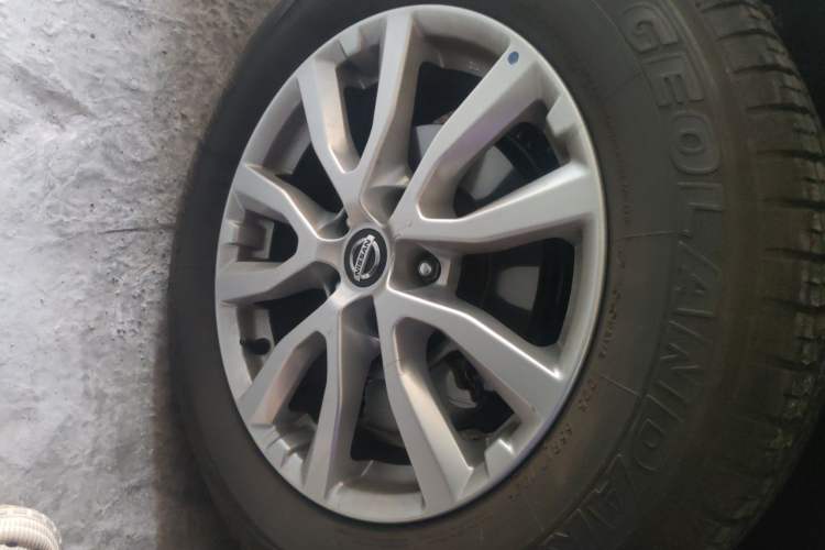 Used Nissan X-Trail 2021 2.0L CVT 2WD XL ITS SmartConnect Comfort Edition Right Front Wheel Hub