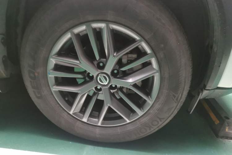Used Nissan X-Trail 2021 VC-Turbo 300 CVT 2WD Luxury Edition Right Front Wheel Hub