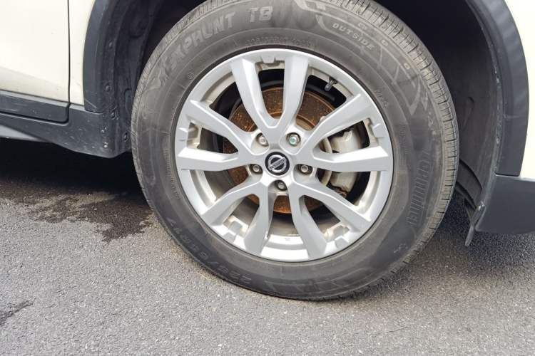 Used Nissan X-Trail 2021 2.0L CVT 2WD XL ITS SmartConnect Comfort Edition Right Front Wheel Hub