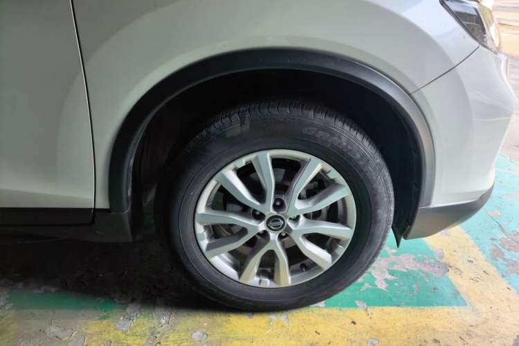 Used Nissan X-Trail 2021 2.0L CVT 2WD XL ITS SmartConnect Comfort Edition Right Front Wheel Hub